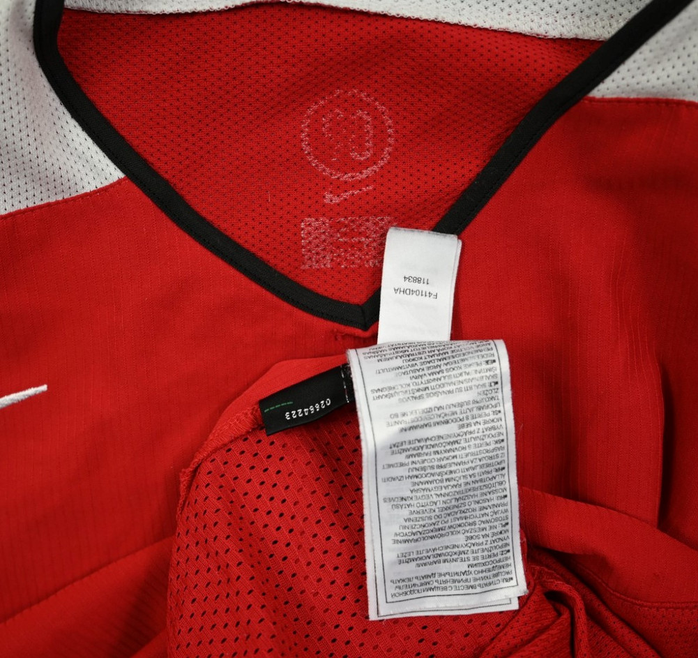 2004-06 MANCHESTER UNITED SHIRT M