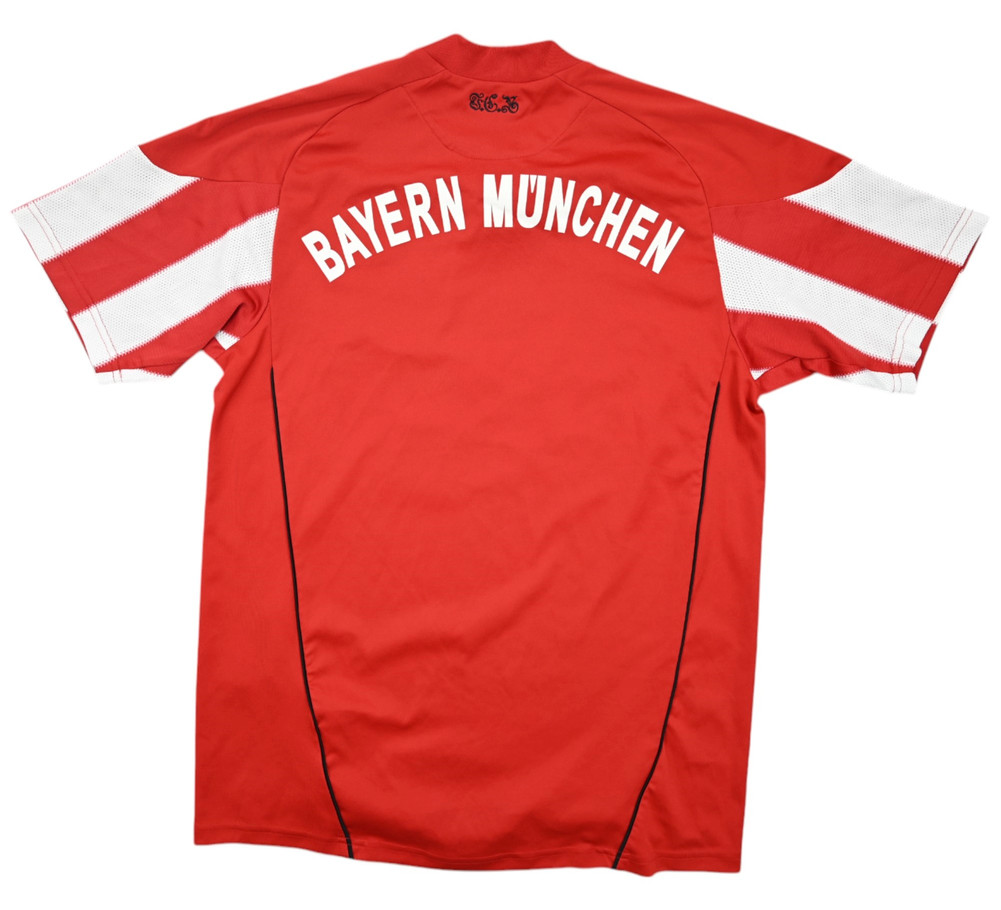 2010-11 BAYERN MUNCHEN SHIRT XL. BOYS