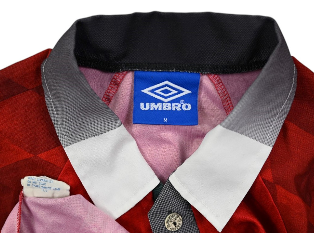 1996-98 MANCHESTER UNITE *SHERINGHAM* SHIRT M