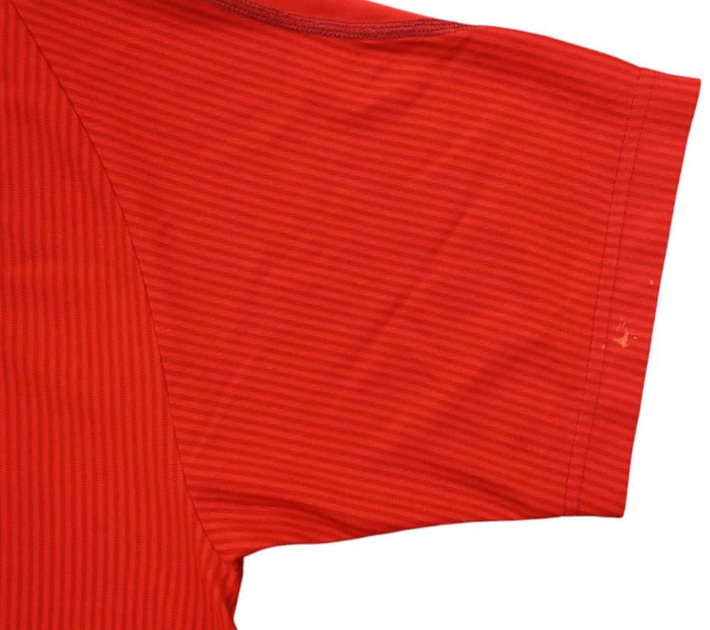 2002-04 LIVERPOOL *GERRARD* SHIRT M